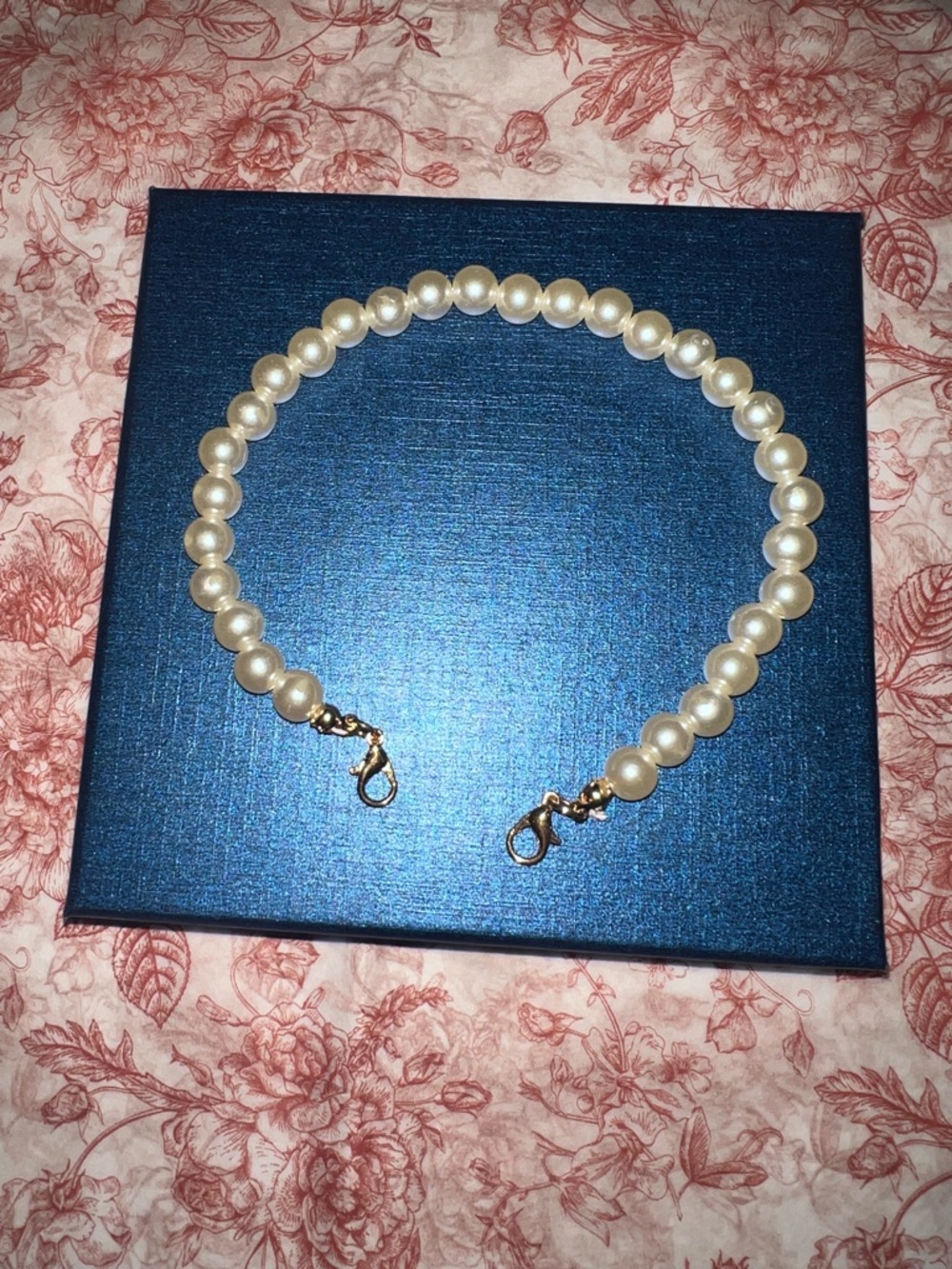 Pearl Beaded Necklace - Cream Pearlescent Beaded Cap Chain